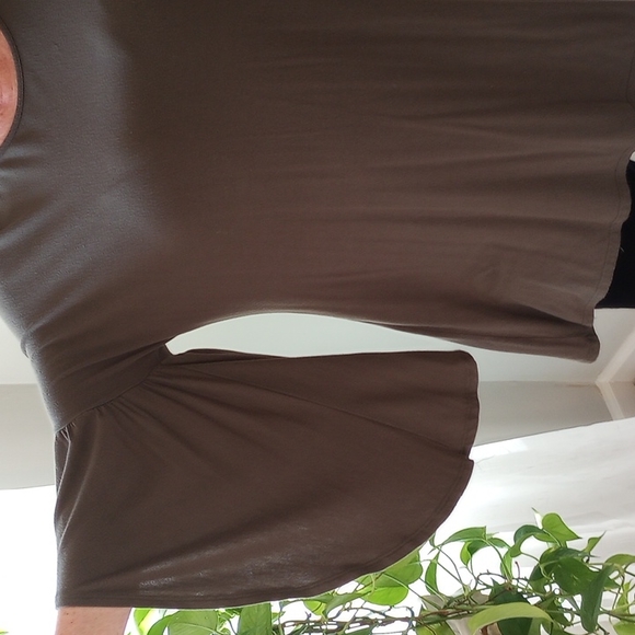 Boutique Tunic - Picture 3 of 4